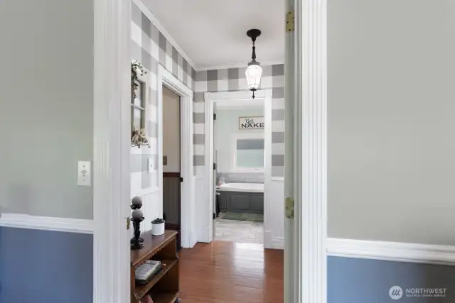 Entry to the two bedrooms upstairs and bathroom.