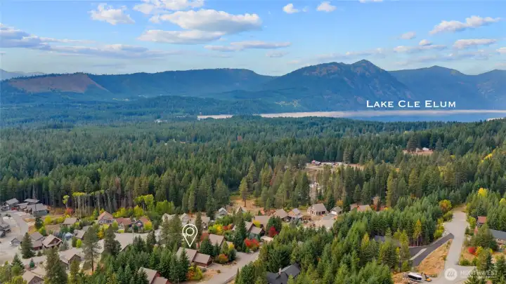 Roslyn Ridge is located in the heart of Kittitas County recreation area.