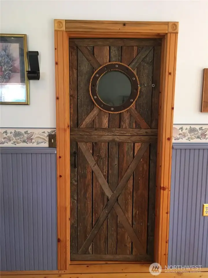 Studio Apt VR rental permit