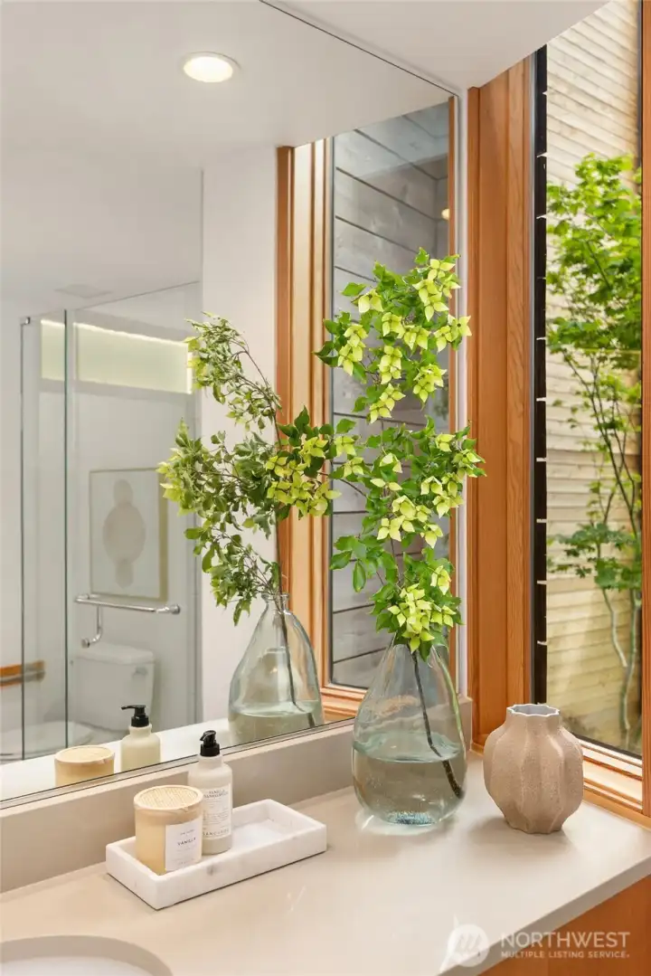 Another fabulous window creates a truly beautiful and aesthetically pleasing space.