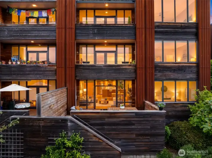 Back to A104, here seen in the cozy glow of early evening.
