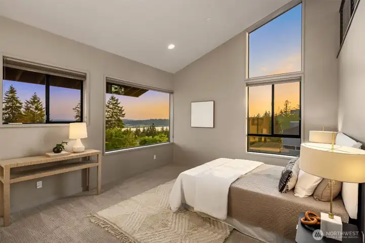 Main Floor Ensuite