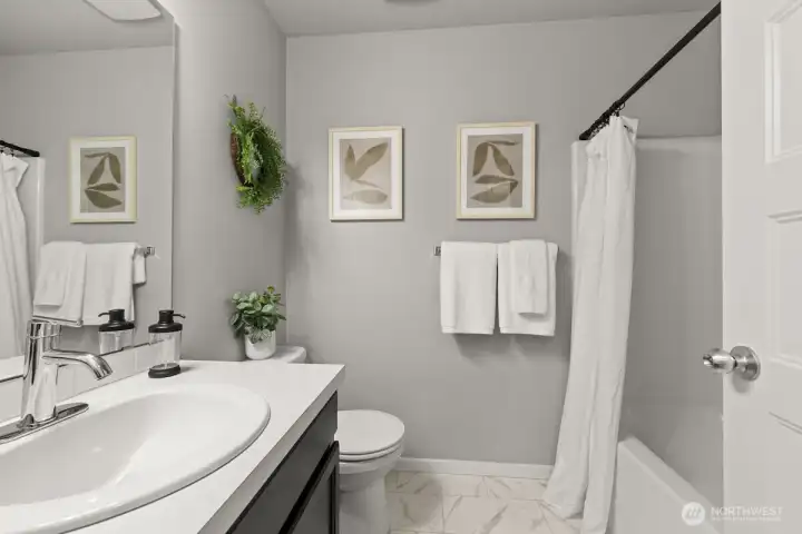 Photographs are for illustrative purposes only. Features, finishes, interior/exterior colors, landscaping and floorplan shown may vary from actual homes built Photographs are for illustrative purposes only. Features, finishes, interior/exterior colors, landscaping and floorplan shown may vary from actual homes built