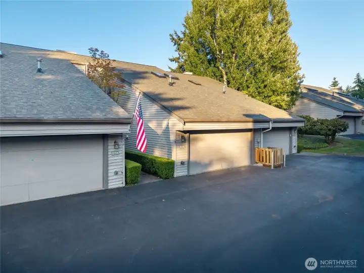 With a level 2 car garage, this unit lives like a free standing house.