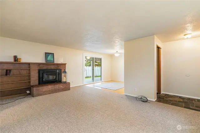 Living room dining room area