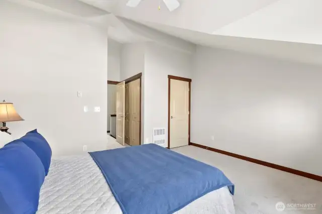 Plenty of room for an office or workout space