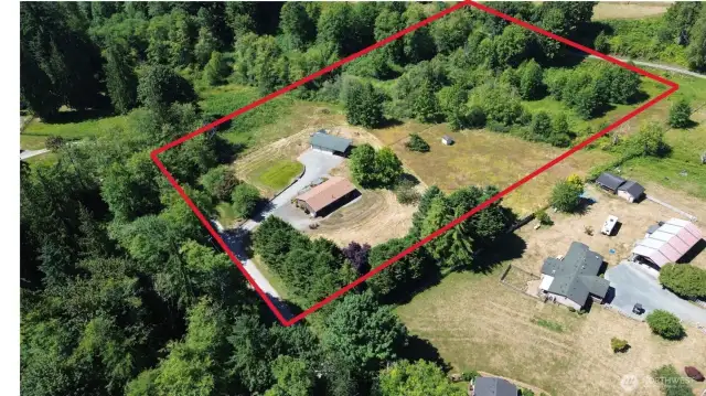 Approximate property lines - 5 acres