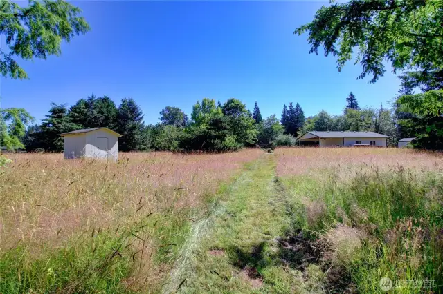 5 incredible acres!