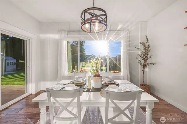 Custom moldings in the Dining Room