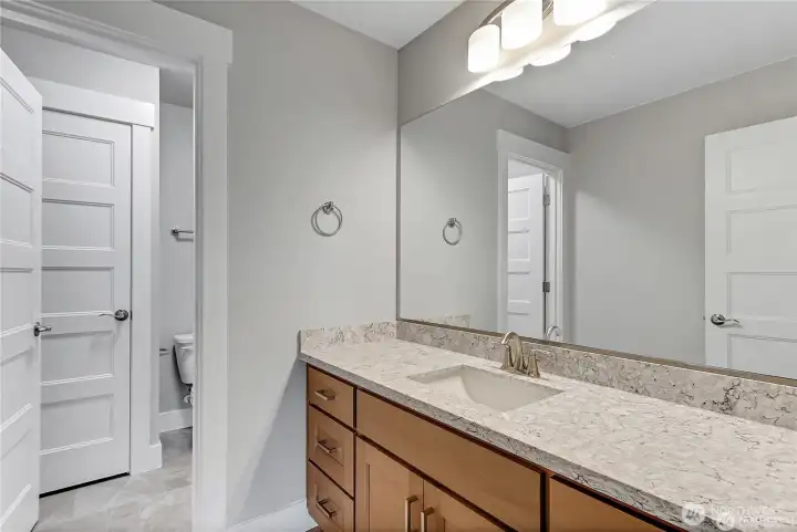 additional full bathroom with separate toilet/bathshower room