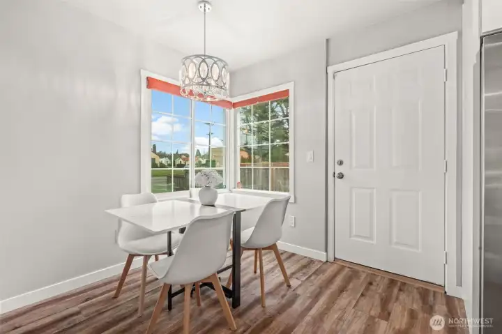 Dining area - doorway goes to utility room