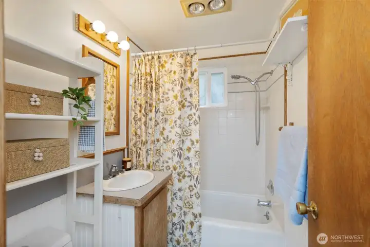 Main floor bathroom.