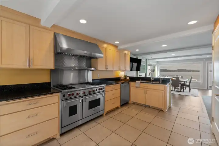 Enjoy the view even whilee cooking.