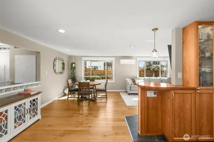 his open floor plan offers versatility for a variety of room layouts.