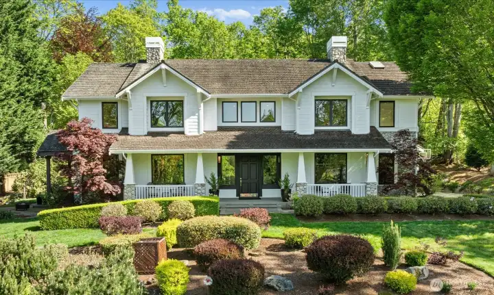 Welcome to this thoughtfully designed home in Redmond's Broadhurst neighborhood.