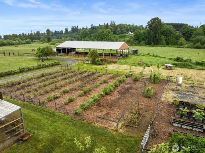 Expansive garden and covered arena