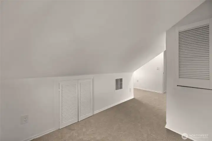 Upstairs bonus room