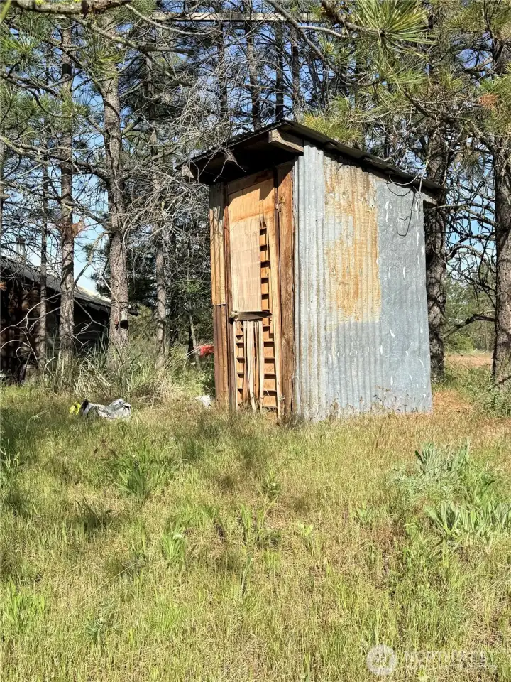outbuilding