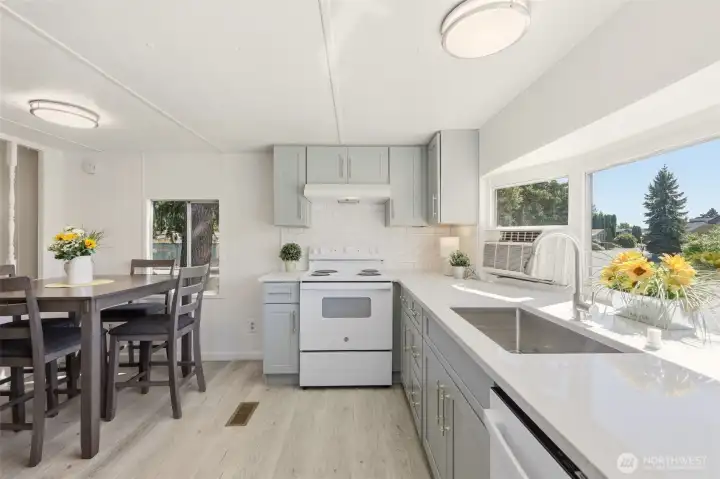 Refreshed Kitchen & Dining Area