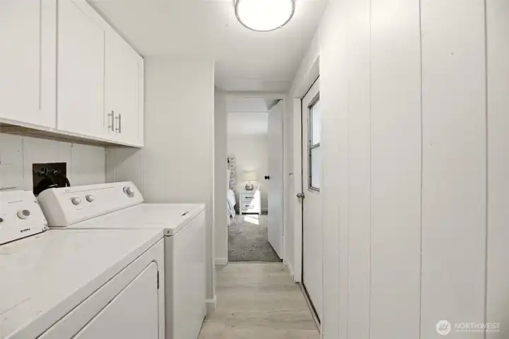 Utility Space W/D stay