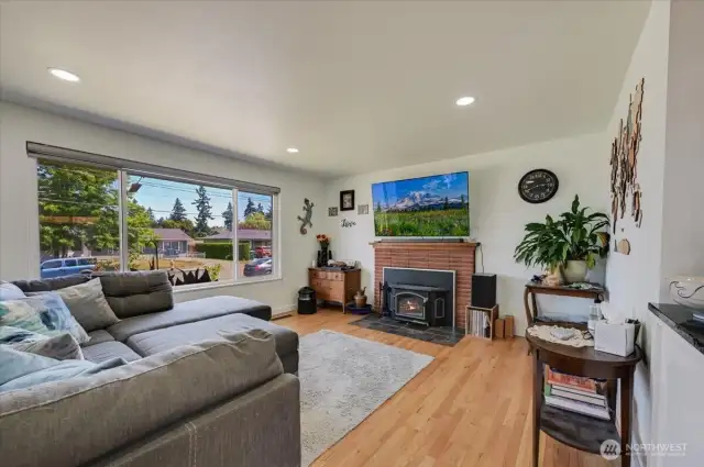 Large picture window in the living room