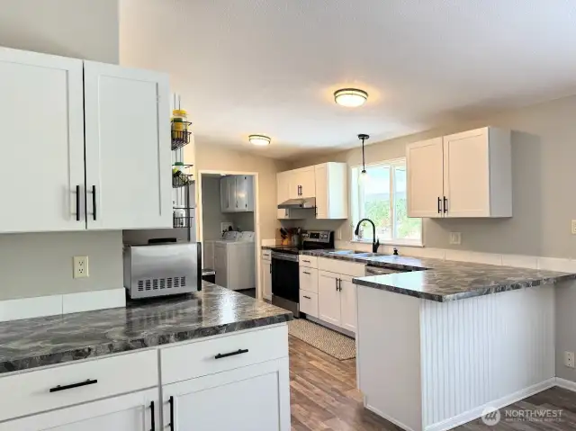 Gorgeous bright renovated kitchen