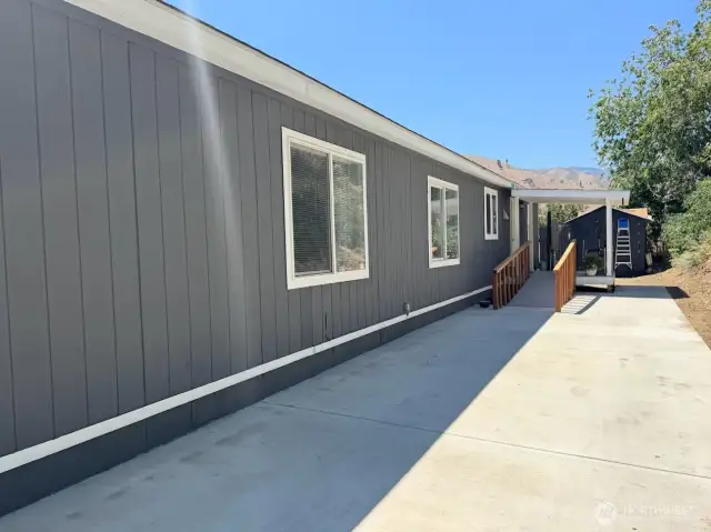 New back patio with ramp.