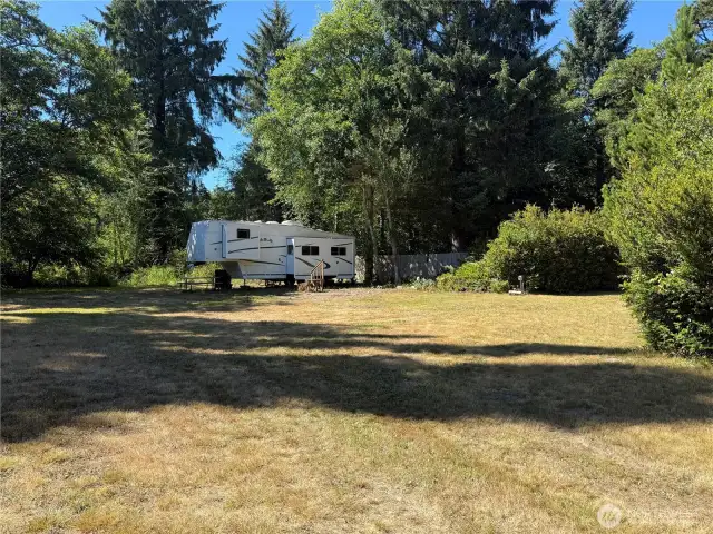 This is large enough to have three RVs or have a home.