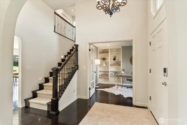 Grand Foyer & Stairway