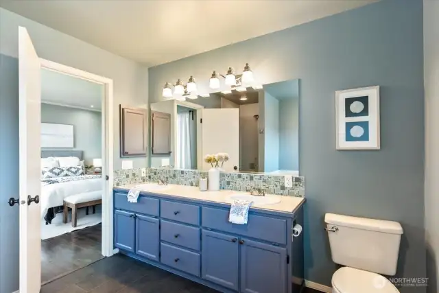 5-pc primary en suite