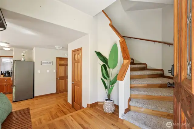 Main House: Entryway