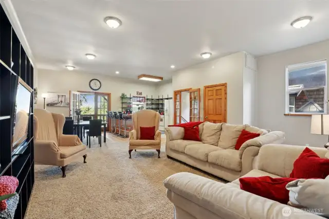 ADU: Upstairs living room