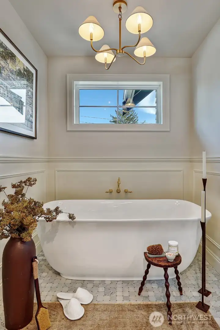 Soak away your troubles after busy days.