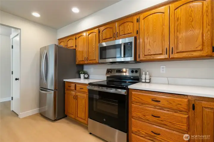 Brand new stainless appliances