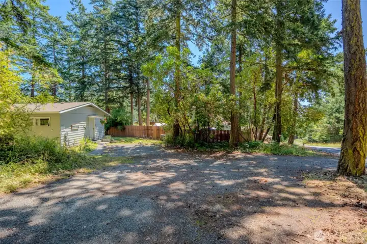 Large driveway Large driveway
