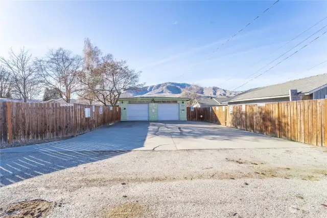 ANother view of the driveway off of the back alley