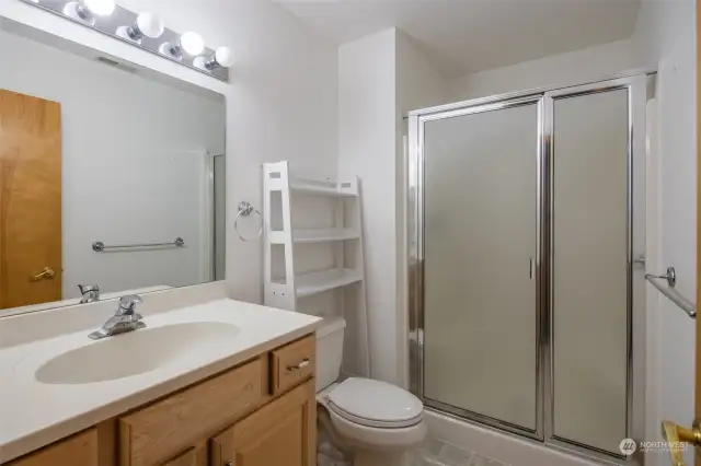 Upper level bathroom