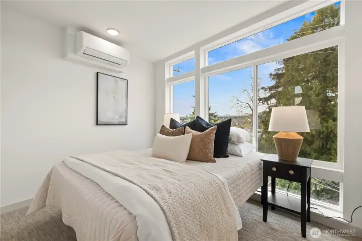 Photos are of a similar listing for illustrative purposes.