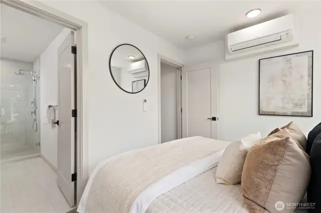 Photos are of a similar listing for illustrative purposes.