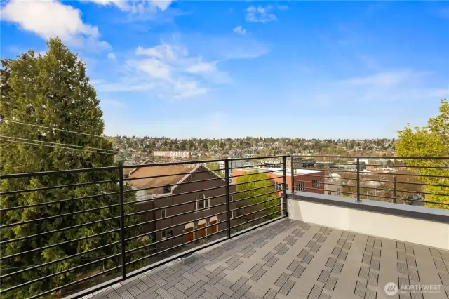 Photos are of a similar listing for illustrative purposes.