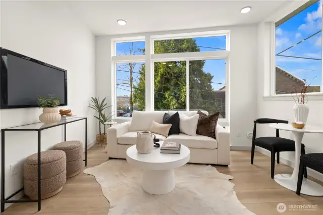 Photos are of a similar listing for illustrative purposes.