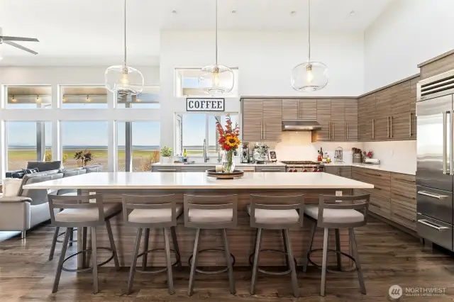 DREAM KITCHEN WITH CHEFS APPLIANCES -