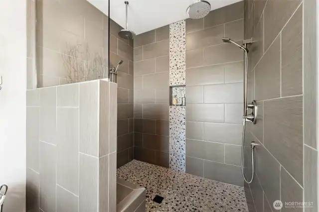CUSTOM TILE DUAL RAIN HEAD SHOWER