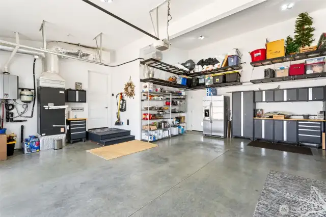 4 CAR ATTACHED GARAGE