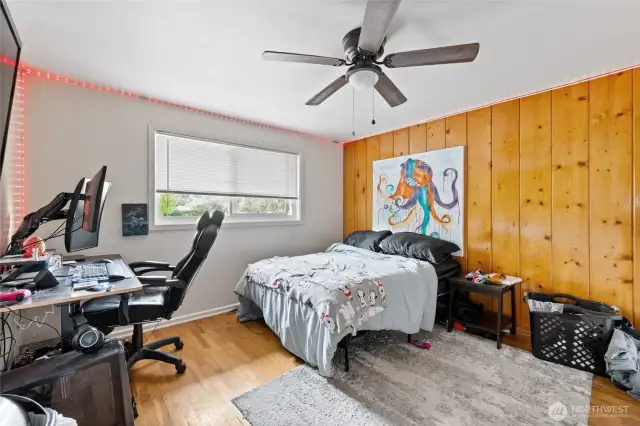 1st bedroom