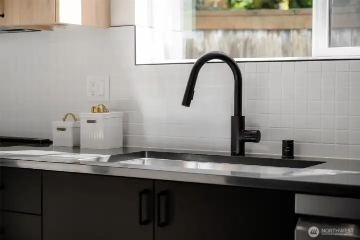 Black fixtures for a sophisticated touch.