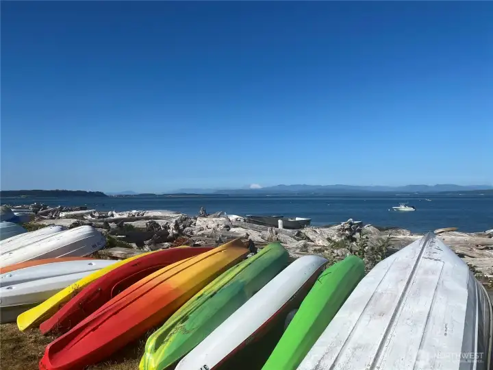 You will love Camano Country Club Beaches!   Property dues for beach access are ONLY $200 per YEAR!