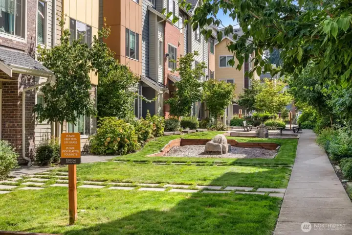 2 minute walk to Crossroads shopping center and all of the amenities you could need.