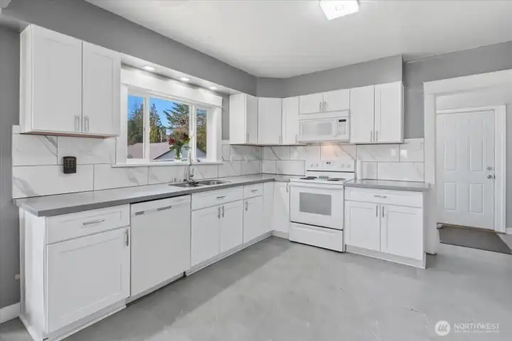 Several Chefs can easily work along side each other here.