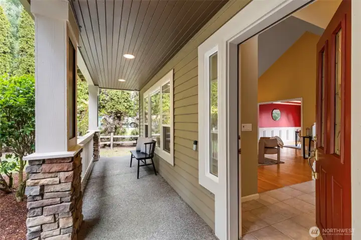 Covered porch for morning tea & coffee!